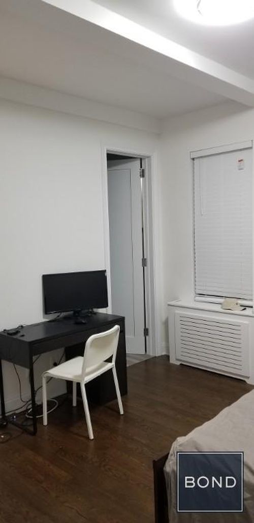 Foto del edificio - 142 E 46th St