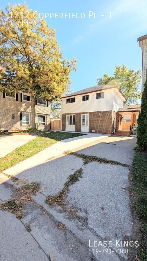 Building Photo - Spacious 3-Bedroom Main Unit in South Wind...