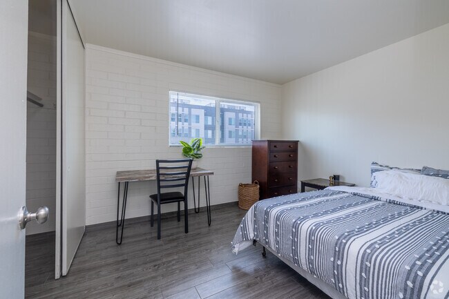 2 habitaciones, 1 baño - 710 pies cuadrados - Dormitorio - University Vista Student Apartments