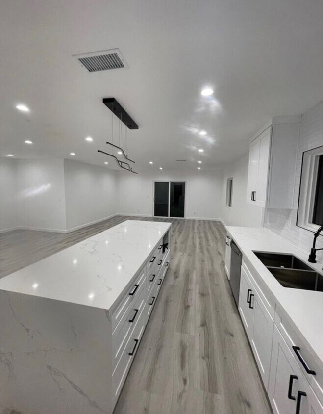 6717 Wynne Ave, Reseda, CA 91335 House Rental in Reseda, CA