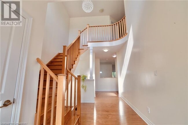 Building Photo - 145 Redtail St