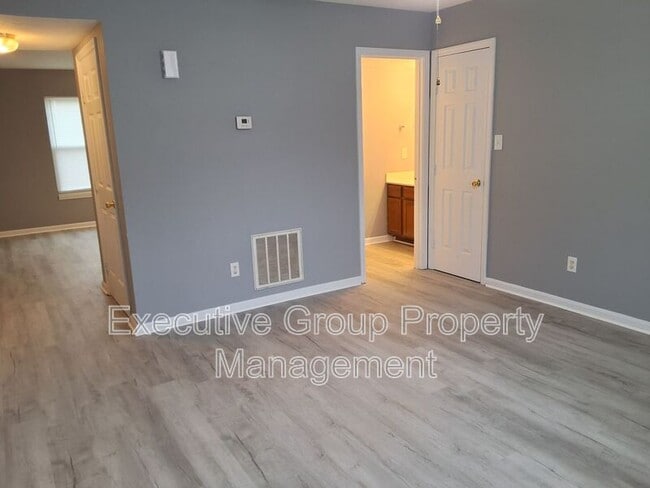 Foto del edificio - 1115-M CROWNE POINTE DRIVE