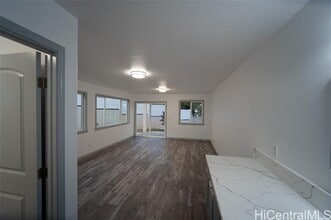 Building Photo - 418 Halemaumau St