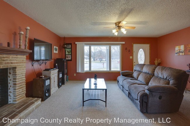 Foto del edificio - 3 br, 1.5 bath House - 4 Southwood Ct.
