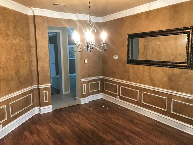Building Photo - 3804 Blaylock Pl