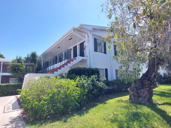 Building Photo - 1100 Atlantic Shores Blvd