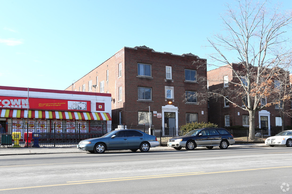 Building Photo - 159 Wethersfield Ave