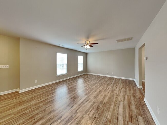 Building Photo - 1701 Moss Creek Drive