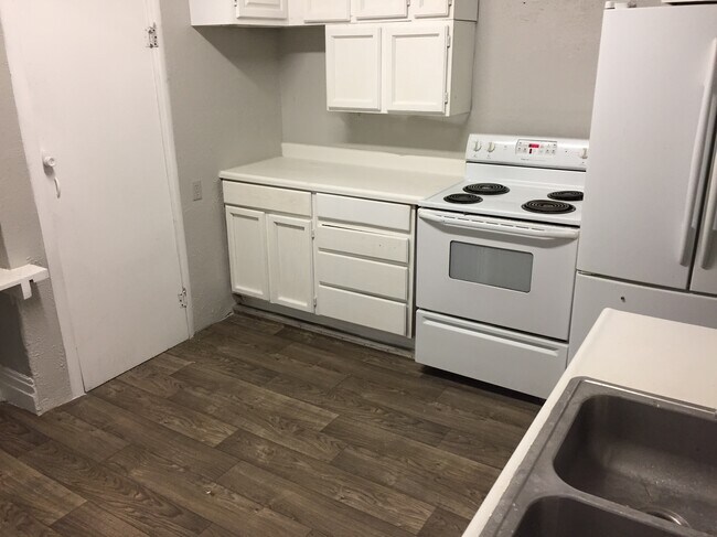 Foto del edificio - 403 E 2700 S