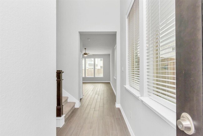 Foto del edificio - 6627 Jasper Valley Cir