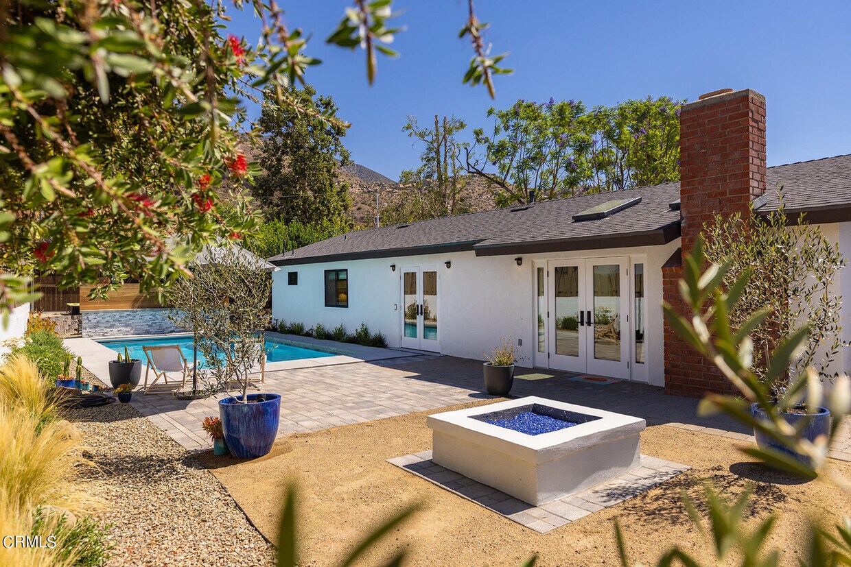 Foto principal - 1409 Meadowbrook Rd