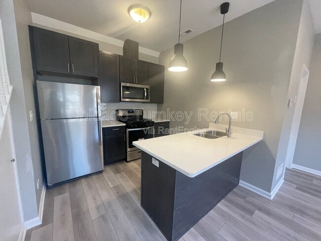 Foto del edificio - 2624 W 24th St