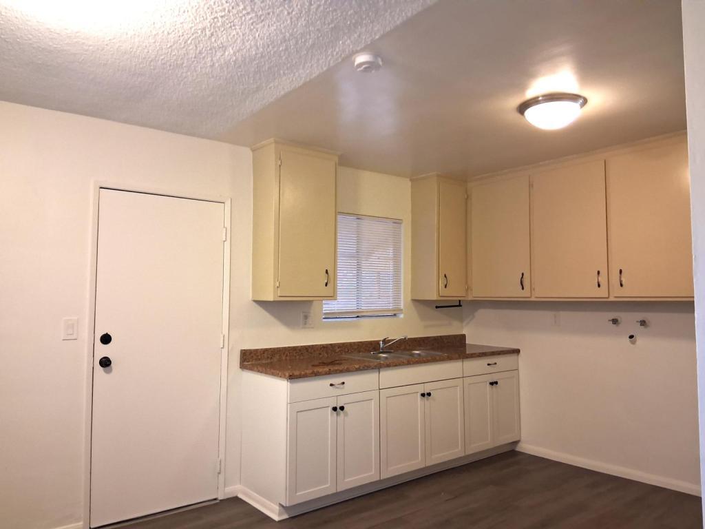 Building Photo - 1148 E 3rd Ave