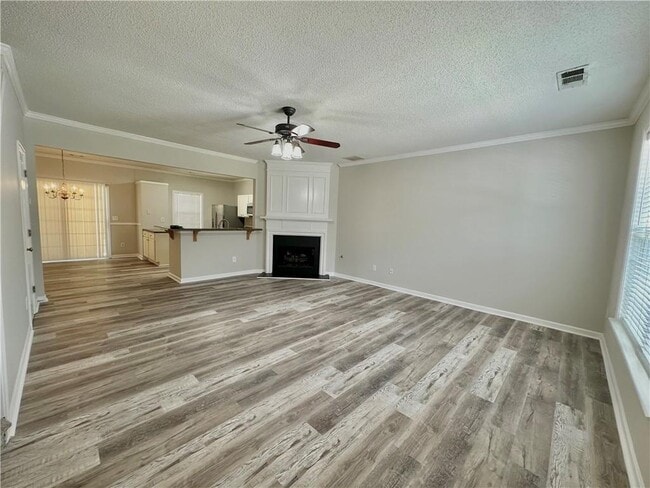 Building Photo - 9165 Nesbit Ferry Rd