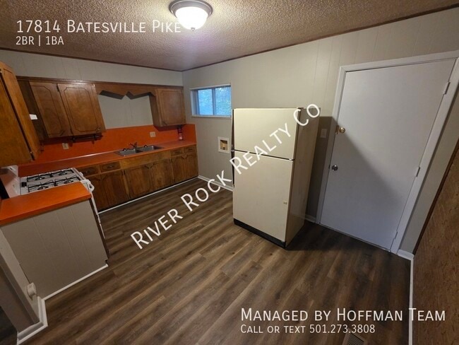 Foto del edificio - 17814 Batesville Pike