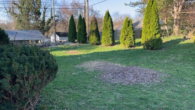 Foto del edificio - 3043 Regent St