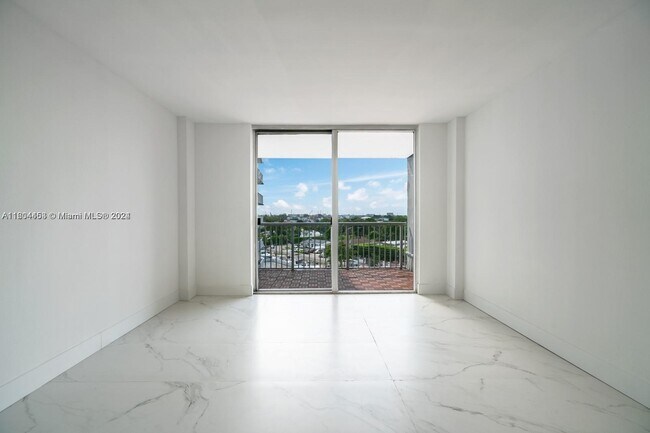 Foto del edificio - 1800 NW 24th Ave
