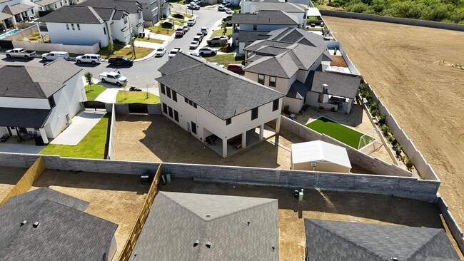 Building Photo - 2501 Galloway Dr