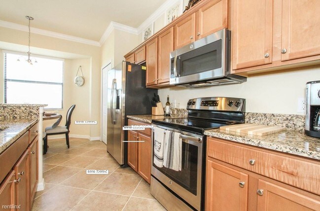 Foto del edificio - 2288 Birchglen St