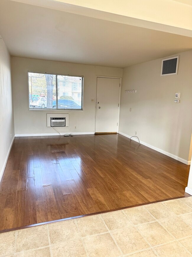 1300 Brinkby Ave Unit 3, Reno, NV 89509 Apartments in Reno, NV