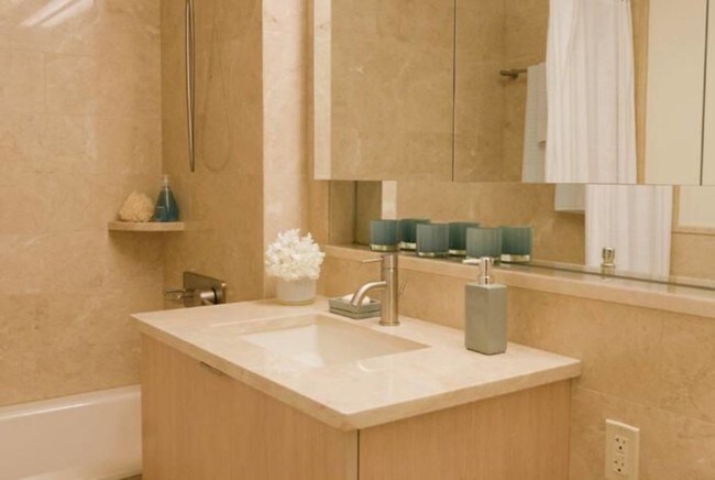 Foto del edificio - 330-331 W 39th St