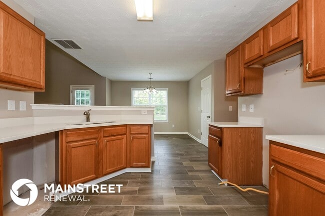 Building Photo - 3917 Leprechaun Ct