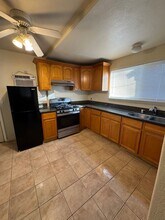 Building Photo - 2318 Empress St