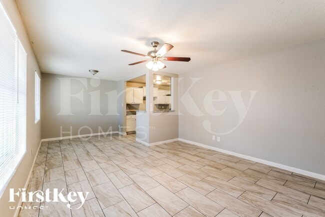 Foto del edificio - 1308 W Elm St