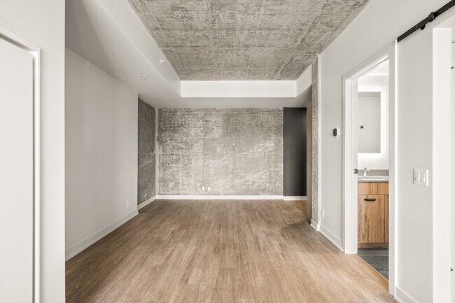 K-1 Suite - Living Room - Fourth Street Lofts (4SL)