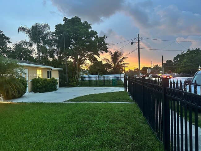 Foto del edificio - 1270 NW 111th St