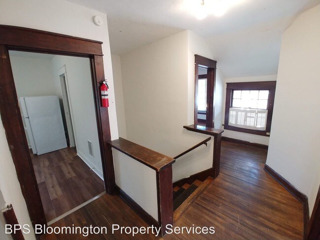 Building Photo - 6 br, 2 bath Apartment - 802 E Hunter Ave
