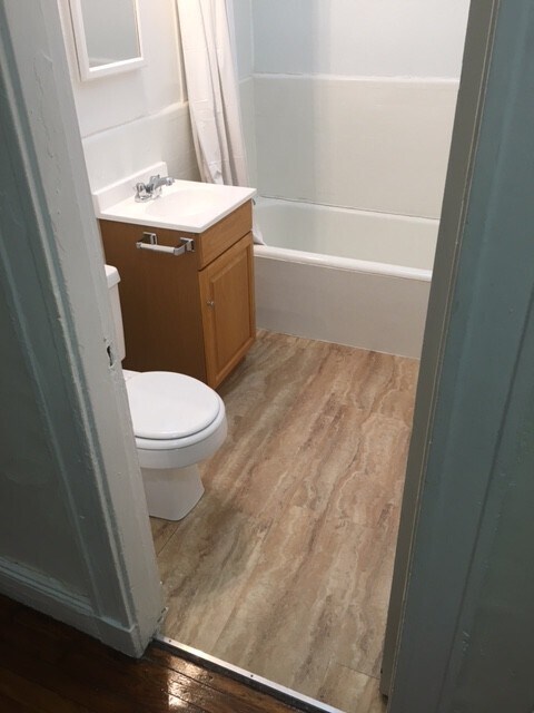 Foto del edificio - 99 Brainerd Rd