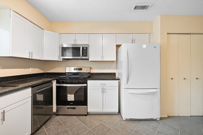 Foto del edificio - Charming Family Home in Desirable Allendal...