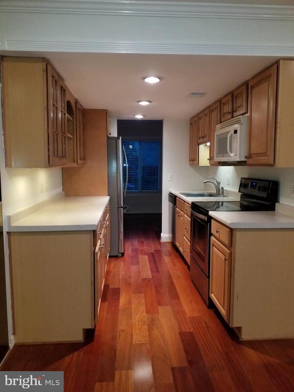 Building Photo - 9516 Tippett Ln