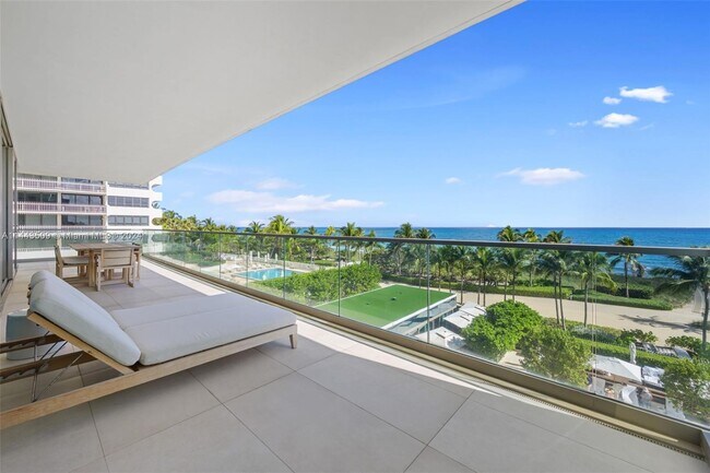 Foto del edificio - 10203 Collins Ave