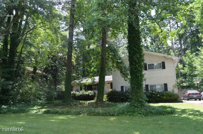 Foto del edificio - 4 br, 3 bath House - 2217 Cherring Ln
