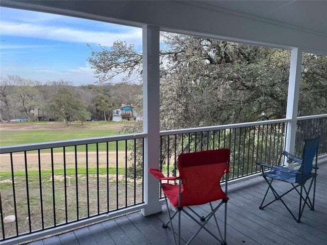 Building Photo - 428 Seawind St
