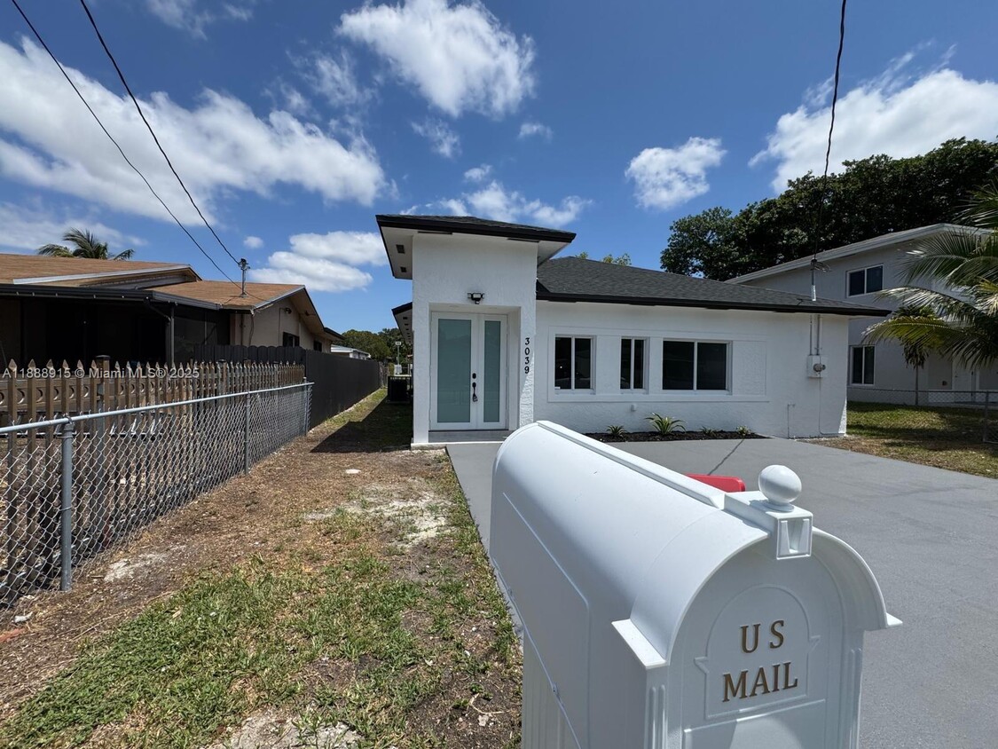 Foto principal - 3039 NW 51st Terrace