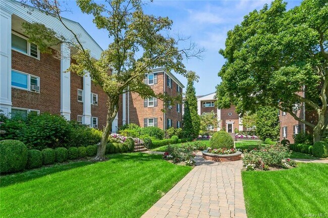 Foto del edificio - 1829 Palmer Ave