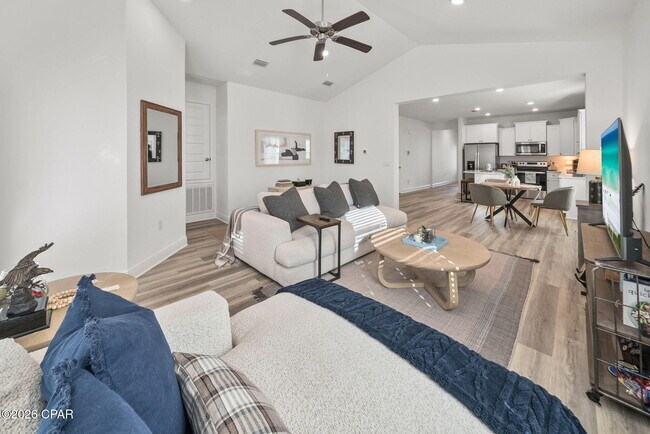 Foto del edificio - 118 Butler Cv