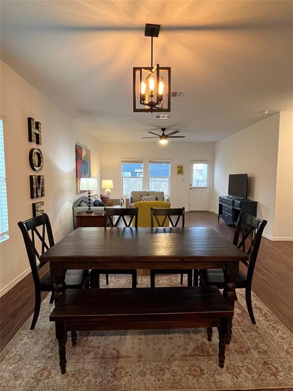 Building Photo - 1200 Rio Frio Ln