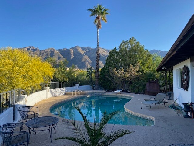 Foto del edificio - 5161 E Camino Bosque