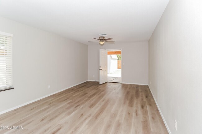Building Photo - 555 N Elm