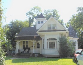 Building Photo - 312 S Fillmore St