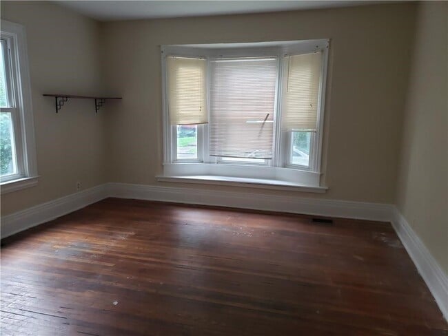 Building Photo - 38 Berkshire St