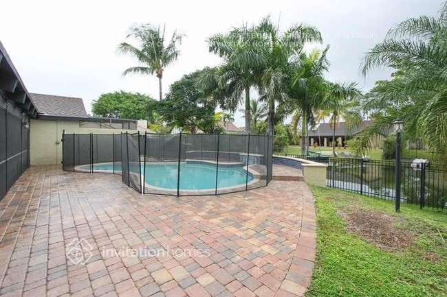 Foto del edificio - 9861 NW 10th St