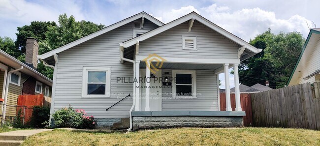 Foto del edificio - Renovated 3 Bedroom 2 Bathroom in Brooksid...