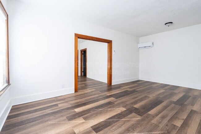 Foto del edificio - 423 N Emporia Ave