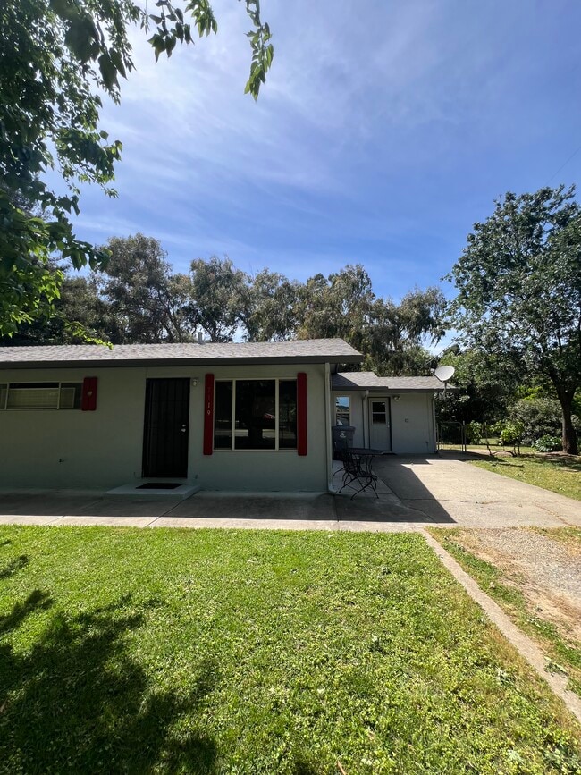 Building Photo - 7119 Pleasants Valley Rd