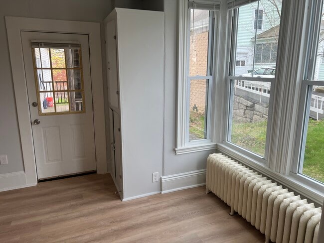 Photo - 34 Birch St Apartment